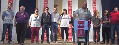 candidatura del PSOE de Lchar-Peuelas en mitin en Lchar el 19 de mayo 2011